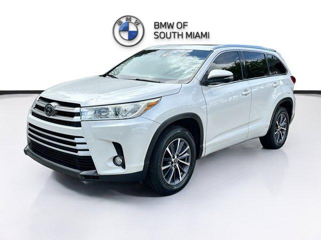 used 2018 Toyota Highlander car, priced at $22,750