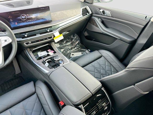 new 2026 BMW X7 car, priced at $92,205