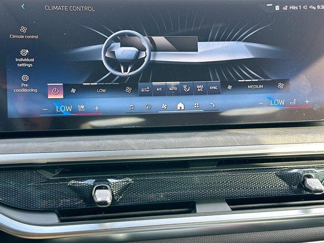 new 2026 BMW X7 car, priced at $92,205