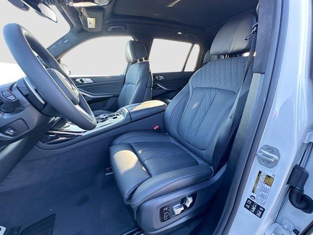 new 2026 BMW X7 car, priced at $108,190