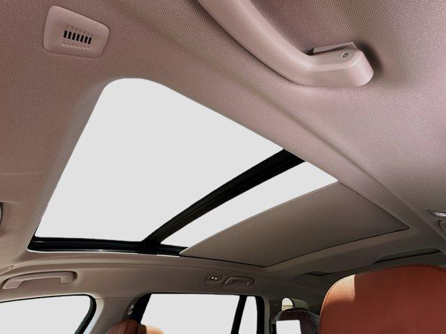 new 2026 BMW X7 car, priced at $96,885