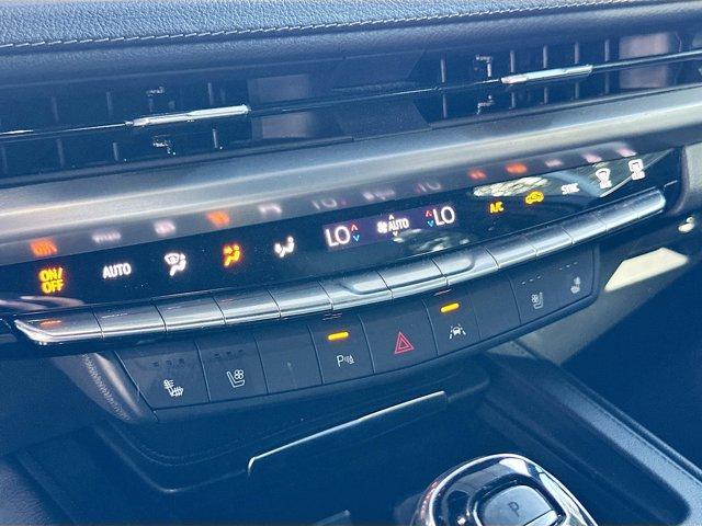 used 2025 Cadillac XT4 car, priced at $34,500