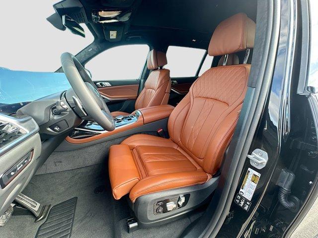 new 2026 BMW X7 car, priced at $101,155