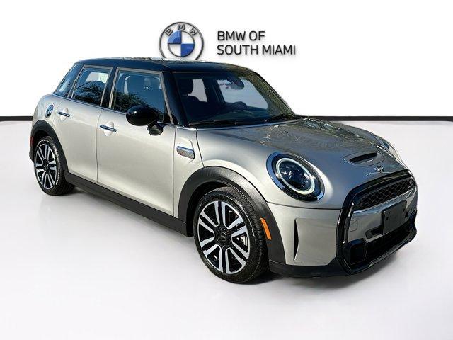 used 2023 MINI Hardtop car, priced at $26,750