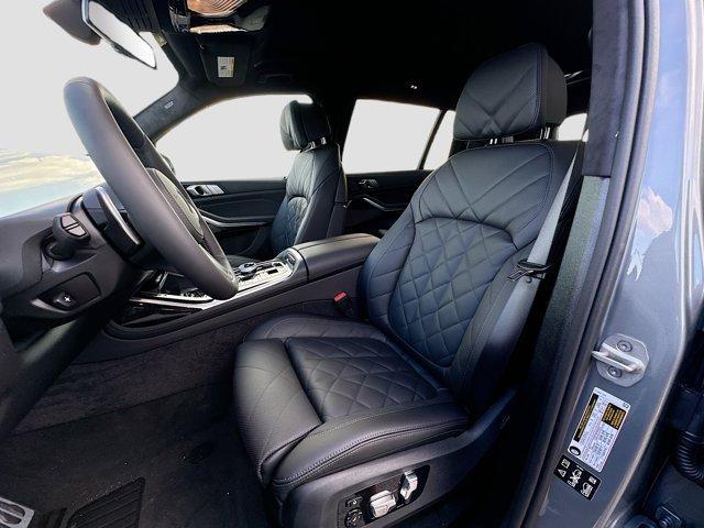 new 2026 BMW X7 car, priced at $101,885