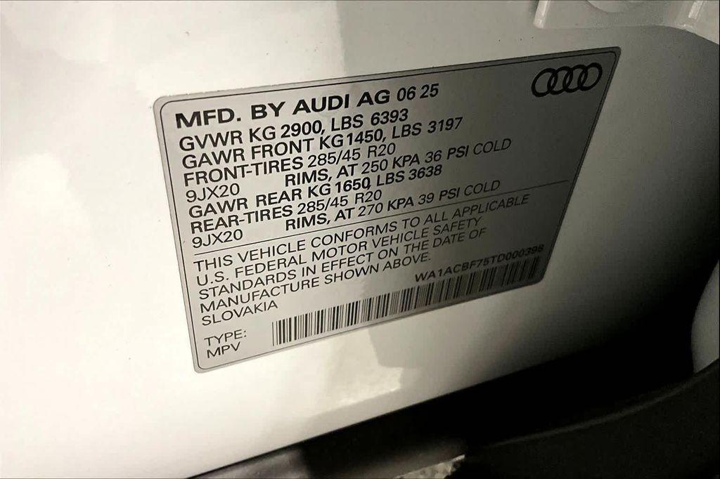 new 2026 Audi Q7 car, priced at $68,140