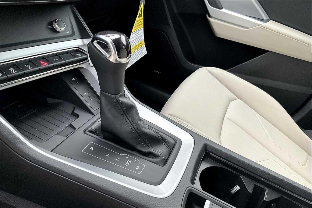 new 2025 Audi Q3 car