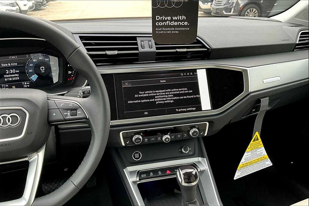 new 2025 Audi Q3 car