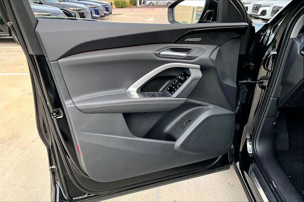 new 2025 Audi Q5 car, priced at $54,807