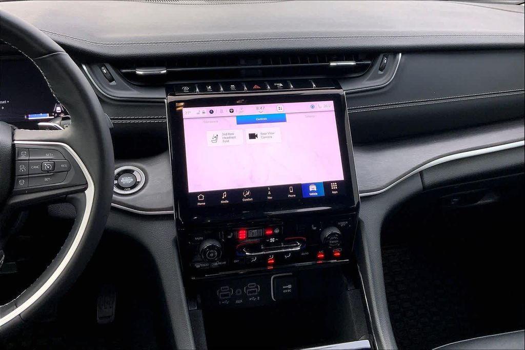 used 2022 Jeep Grand Cherokee L car, priced at $26,400