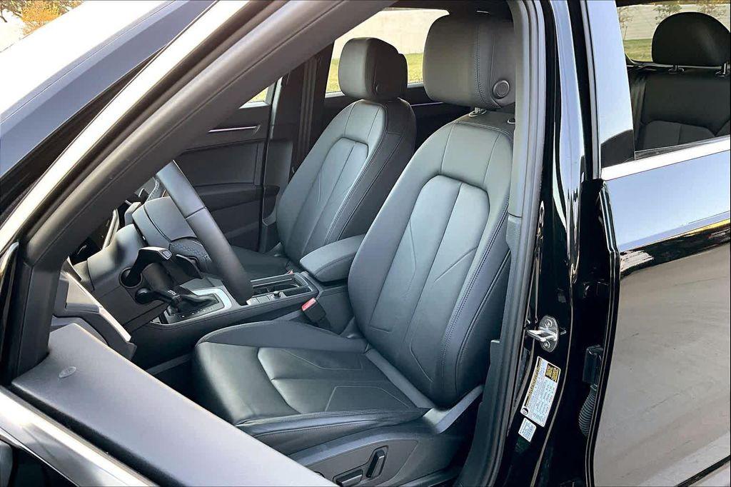 used 2025 Audi Q3 car, priced at $38,900