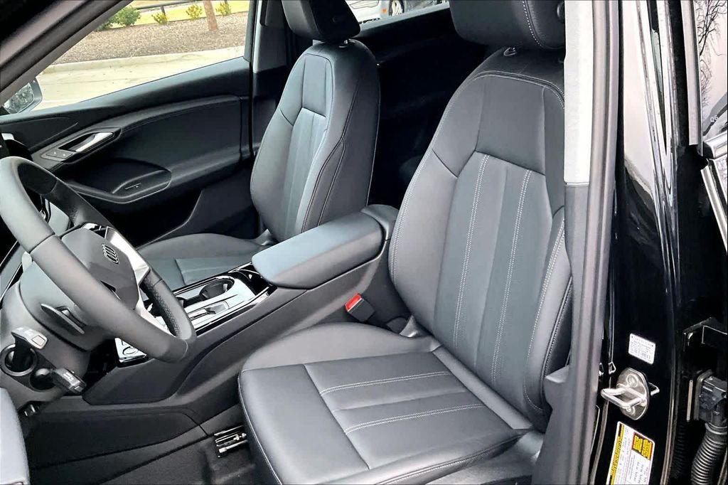 new 2025 Audi Q6 e-tron car, priced at $69,701