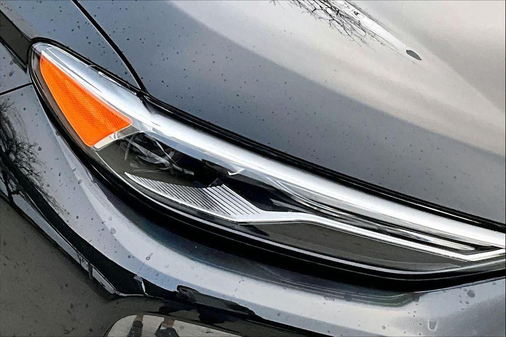 new 2025 Audi Q6 e-tron car, priced at $69,701