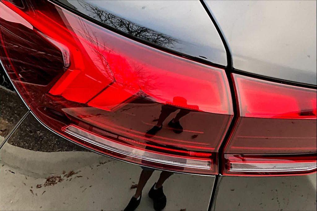 new 2025 Audi Q6 e-tron car, priced at $69,701