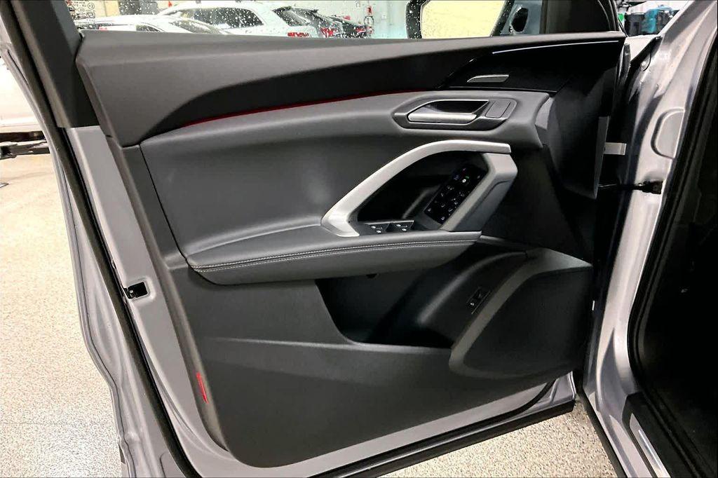 new 2025 Audi Q5 car, priced at $59,495