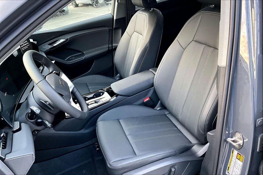 new 2025 Audi Q6 e-tron car, priced at $68,202