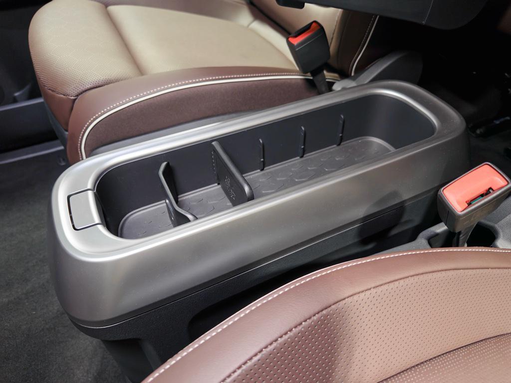 used 2025 Volkswagen ID. Buzz car, priced at $45,599