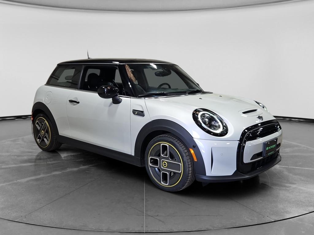 used 2022 MINI Hardtop car, priced at $17,997