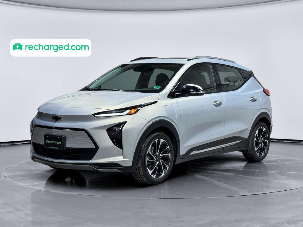 used 2022 Chevrolet Bolt EUV car, priced at $15,599