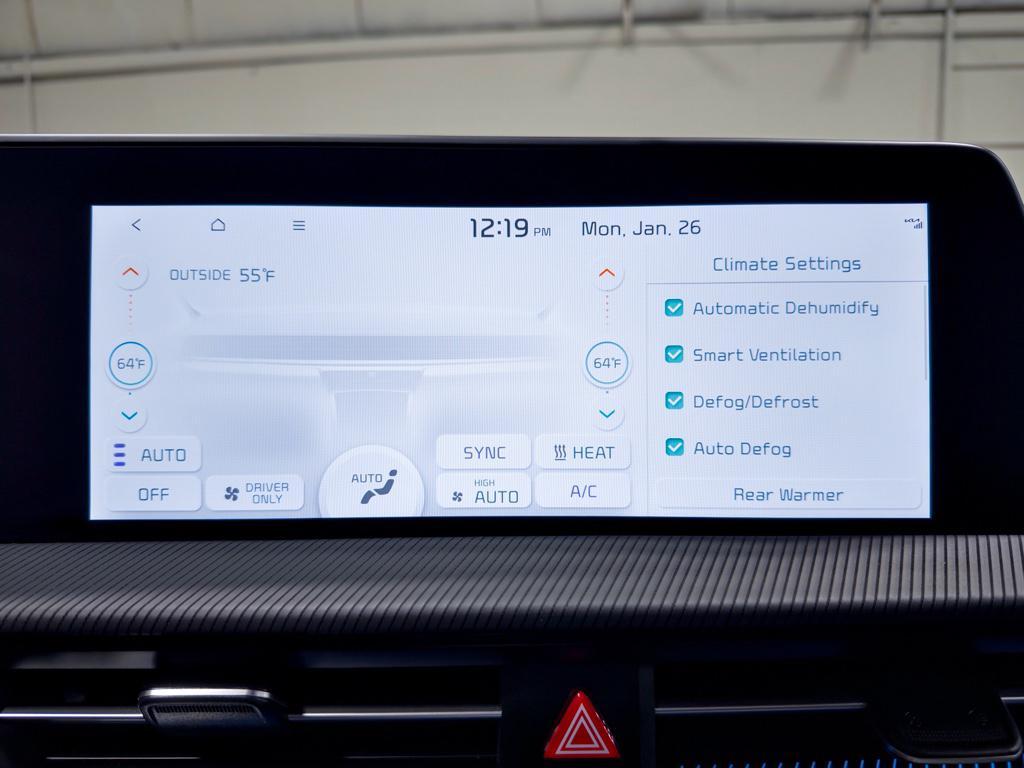 used 2024 Kia EV6 car, priced at $27,998