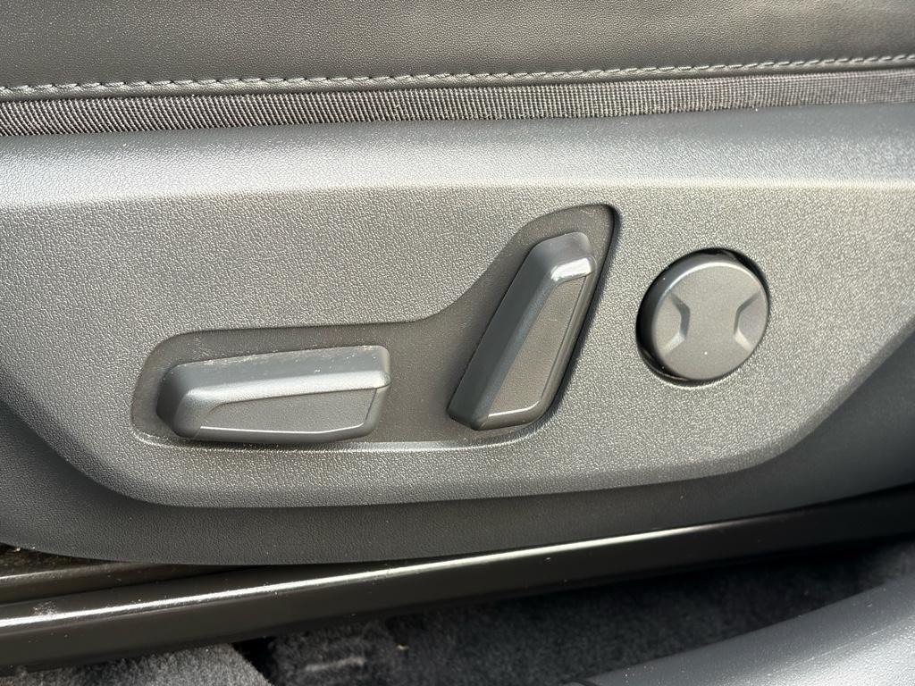 used 2023 Kia Niro EV car, priced at $18,589