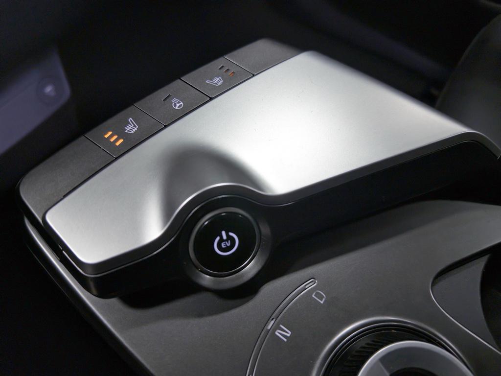 used 2024 Kia EV6 car, priced at $25,998