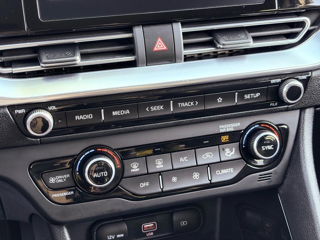 used 2022 Kia Niro Plug-In Hybrid car, priced at $23,998