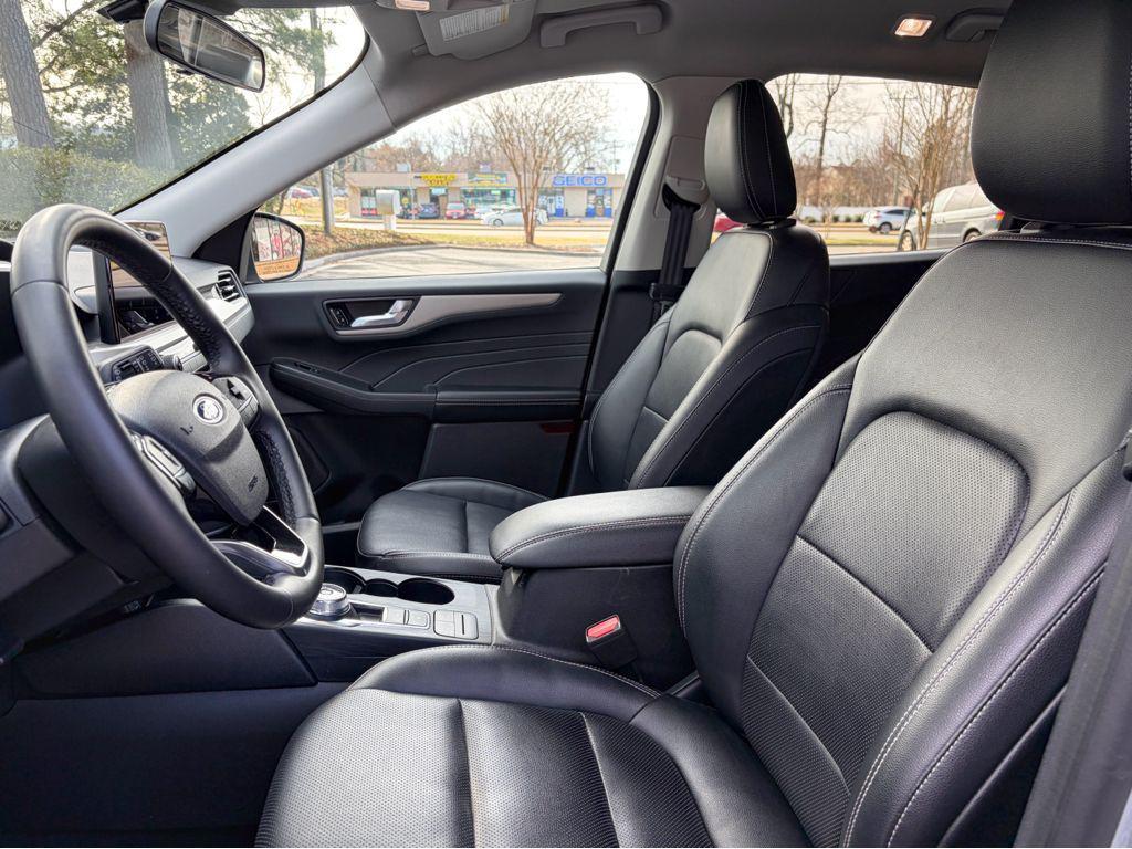 used 2022 Ford Escape car, priced at $16,772