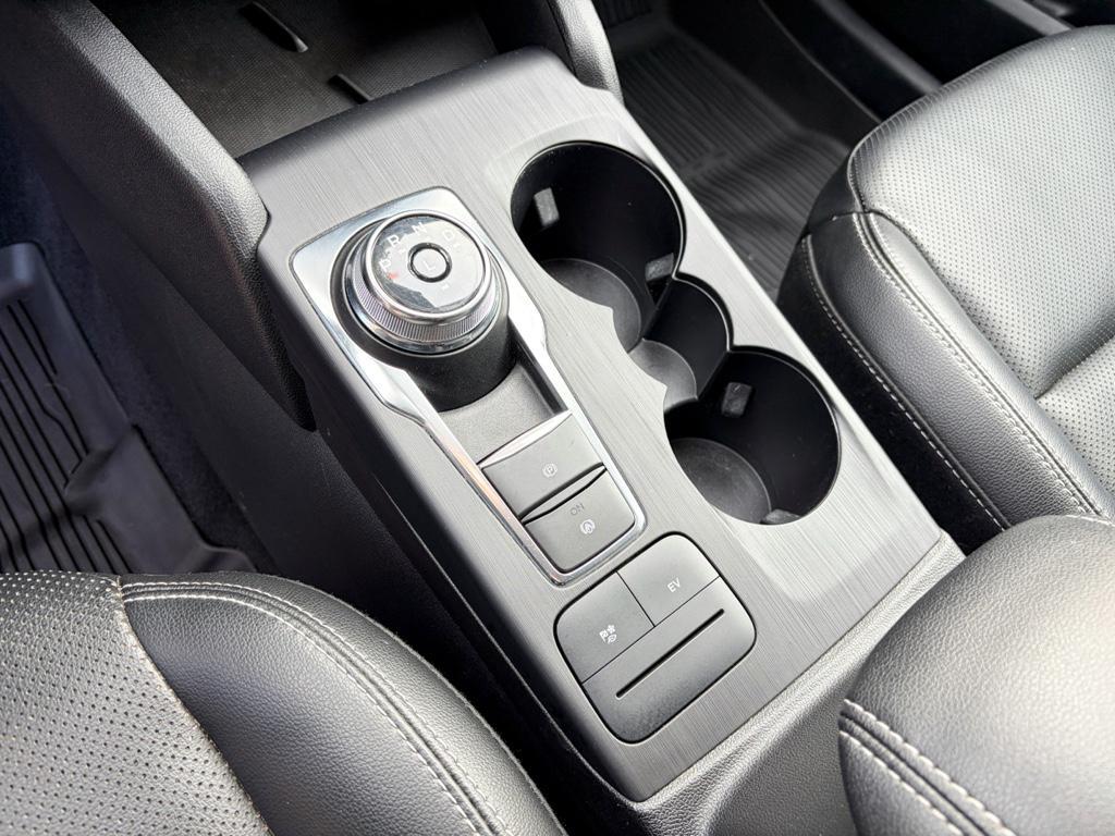 used 2022 Ford Escape car, priced at $16,772