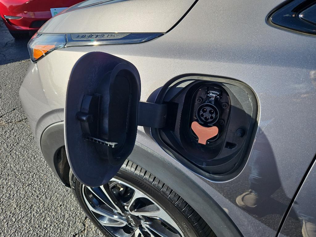 used 2023 Chevrolet Bolt EUV car, priced at $16,874