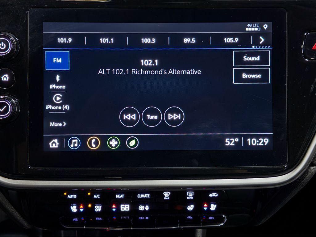 used 2023 Chevrolet Bolt EUV car, priced at $20,998