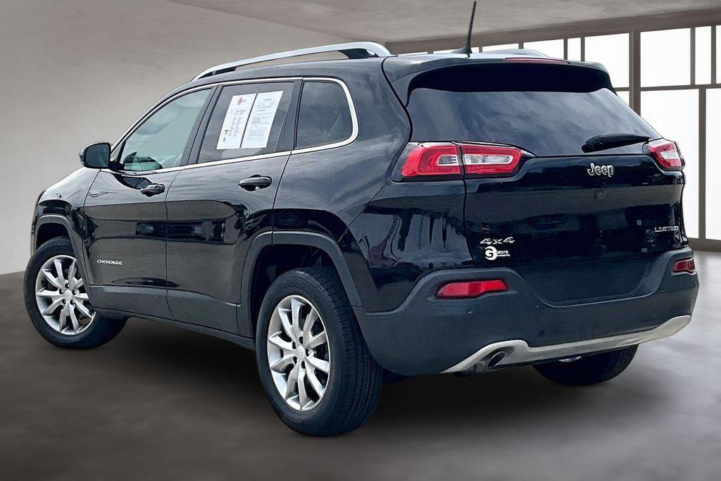 used 2018 Jeep Cherokee car, priced at $14,694