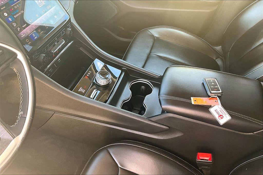 used 2024 Jeep Grand Cherokee car, priced at $28,975