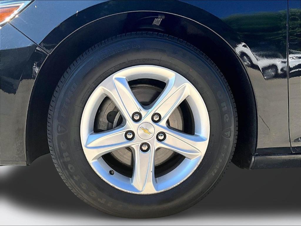 used 2022 Chevrolet Malibu car, priced at $17,911