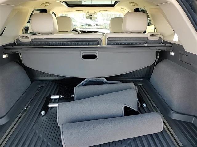 used 2023 Cadillac XT5 car, priced at $36,431