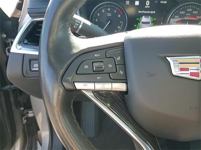 used 2023 Cadillac XT6 car, priced at $33,806