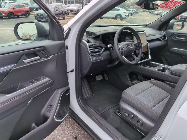 used 2025 GMC Acadia car, priced at $38,286
