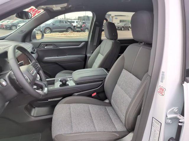 used 2025 GMC Acadia car, priced at $38,286