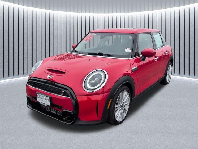 used 2024 MINI Hardtop car, priced at $26,282