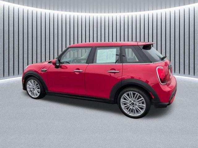 used 2024 MINI Hardtop car, priced at $26,282