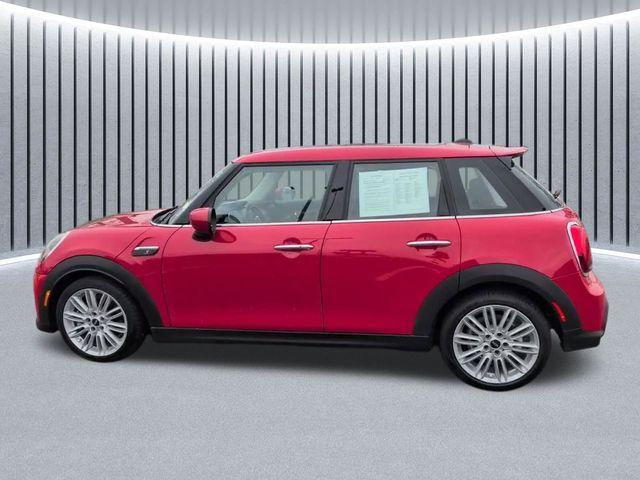 used 2024 MINI Hardtop car, priced at $26,282