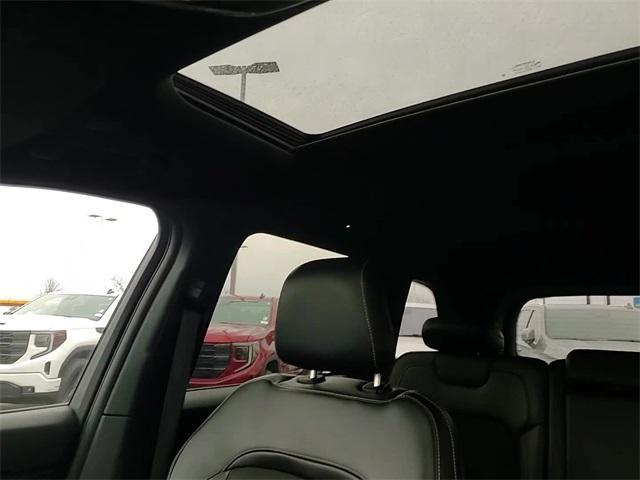 used 2024 Jeep Grand Cherokee car, priced at $29,637