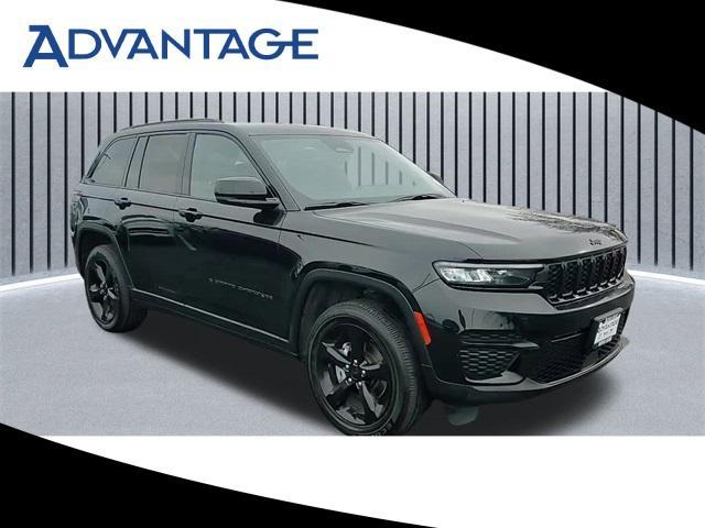 used 2024 Jeep Grand Cherokee car, priced at $29,637