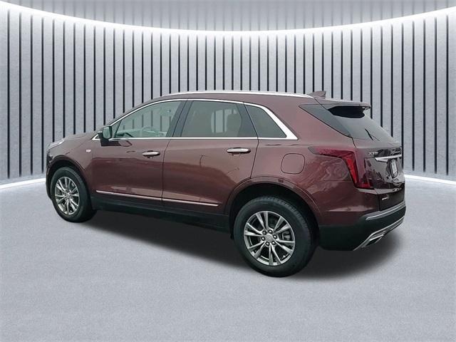 used 2022 Cadillac XT5 car, priced at $28,971