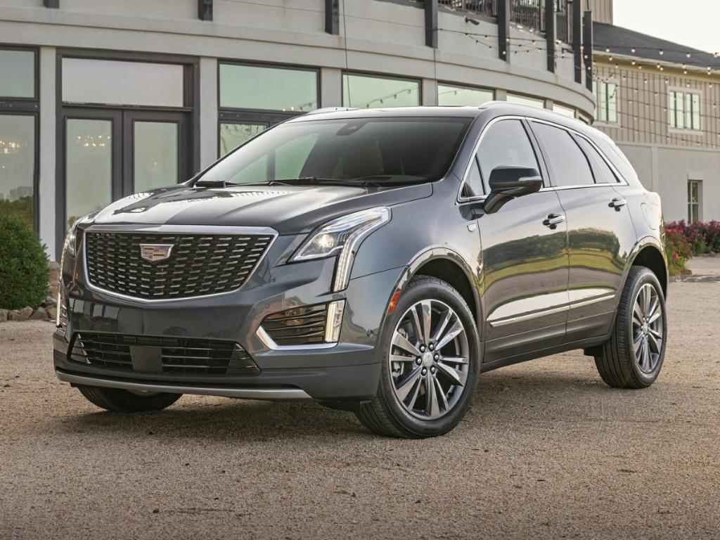 used 2022 Cadillac XT5 car, priced at $30,237