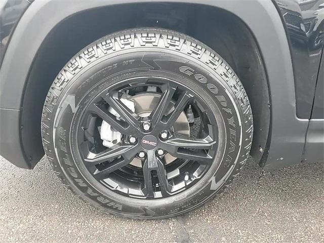 used 2022 GMC Terrain car, priced at $25,162