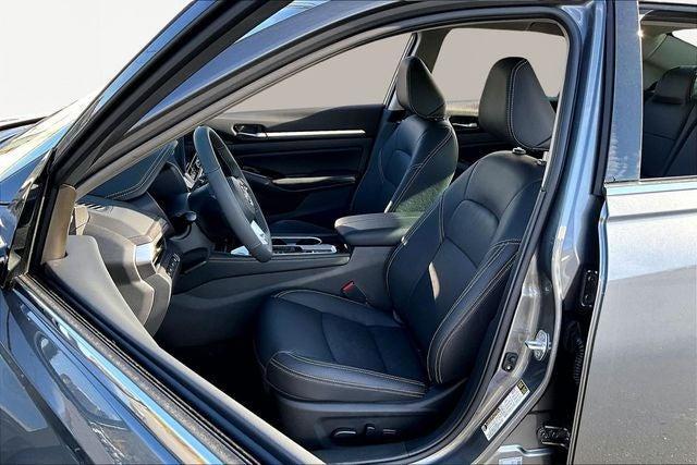 new 2025 Nissan Altima car, priced at $32,320