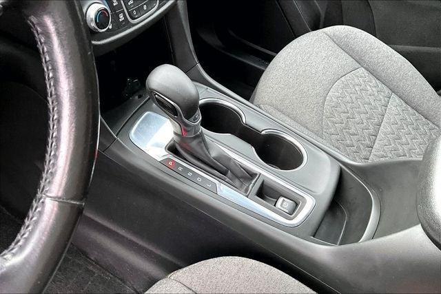 used 2022 Chevrolet Equinox car, priced at $20,304