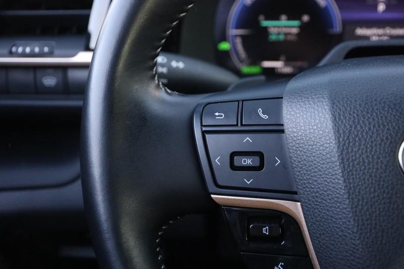 used 2025 Toyota Crown car, priced at $43,547