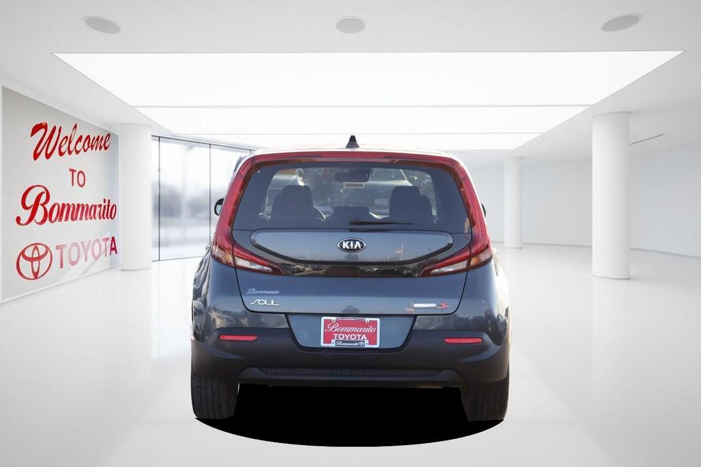 used 2021 Kia Soul car, priced at $12,997